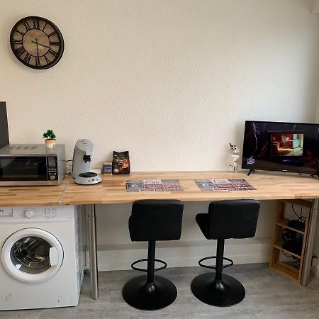 Studio Entierement Renove Avec Parking Gratuit Saint-Nazaire  Ngoại thất bức ảnh